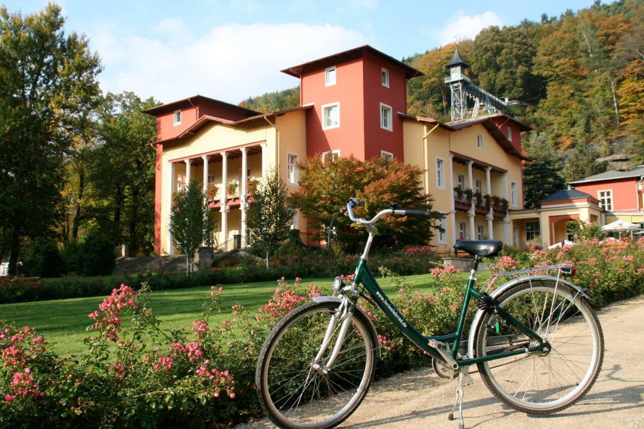 Hotel Parkhotel Mit 4*